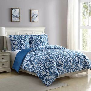 Wainscott 3-piece reversible comforter set - New in Package